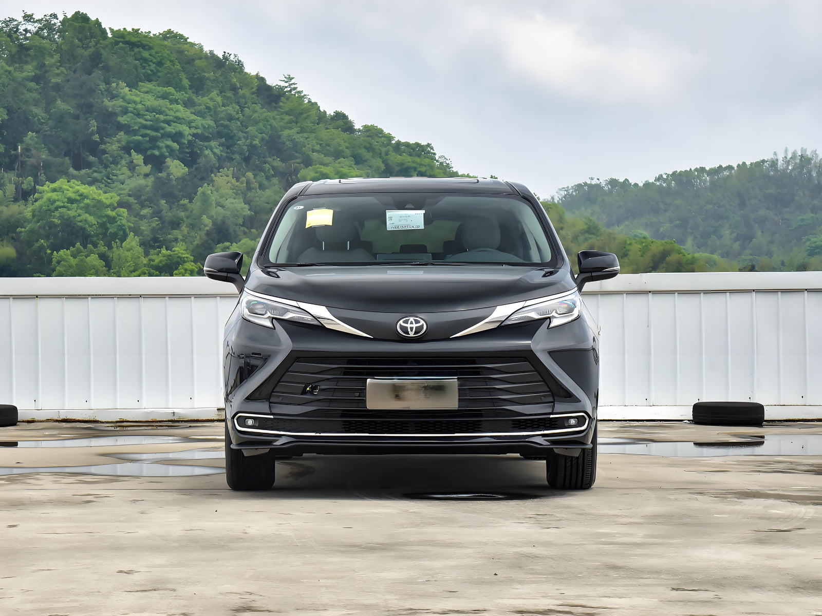 Toyota Sienna: Your Unstoppable Partner for Family Adventures