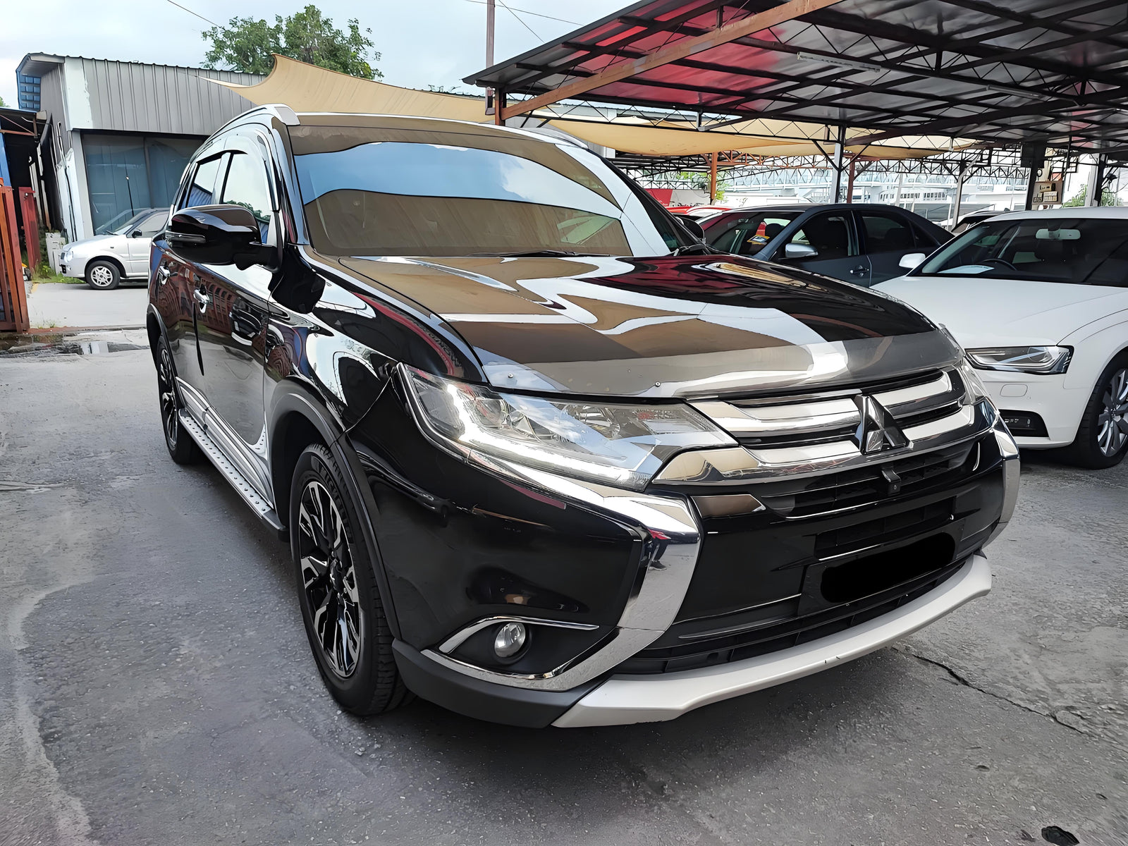 The Mitsubishi Outlander: Redefining Family Adventures with Unmatched Versatility and Innovation