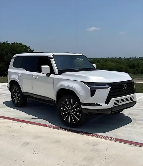 Lexus GX550: Where Conquer Meets Refined