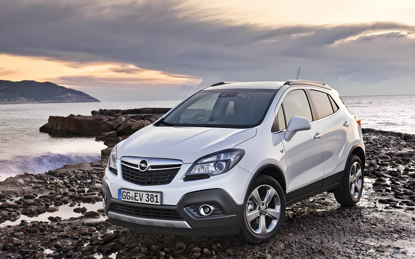 The Buick Encore: Redefining Urban Adventure with Style, Comfort, and Unmatched Versatility
