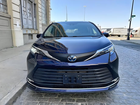 The Toyota Sienna: Redefining Family Travel with Space, Efficiency, and Innovation